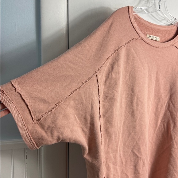 We The Free Mari Muscle Pullover Pink Size Medium Oversized Lounge - Picture 4 of 8